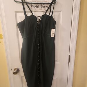 Fashion To Figure Green Bodycon Dress w/Spaghetti Straps & Sweetheart Neckline